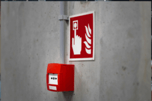 איך לבחור את מערכת גילוי האש המתאימה לעסק שלך?